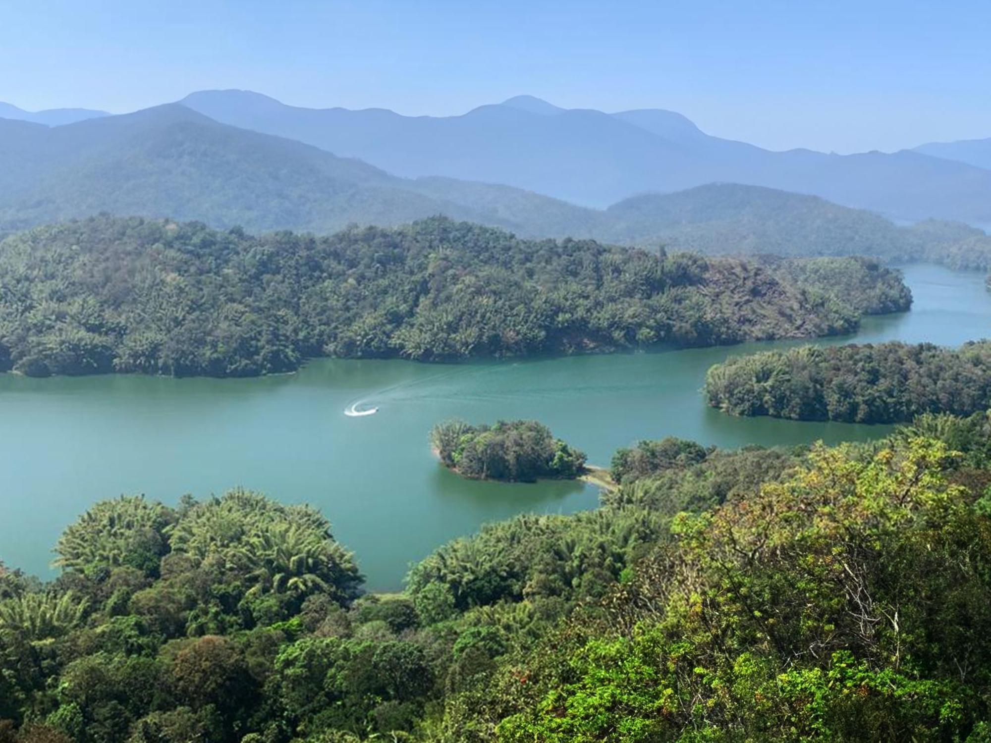 Ragamaya Resort & Spa Munnar Exterior photo
